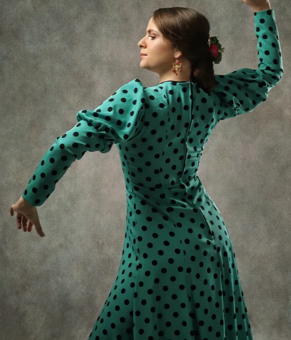 Movimiento de brazos en baile flamenco